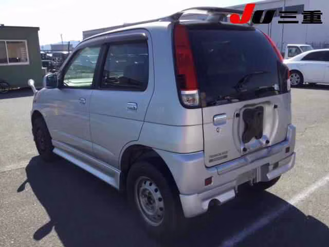 DAIHATSU TERIOS KID