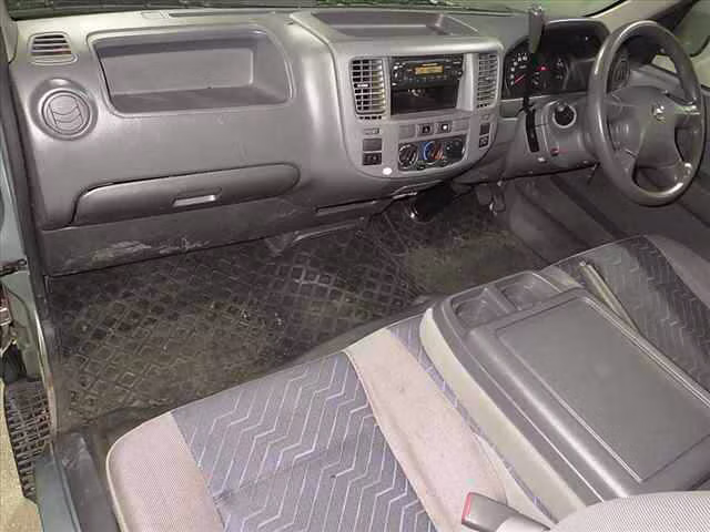 NISSAN CARAVAN