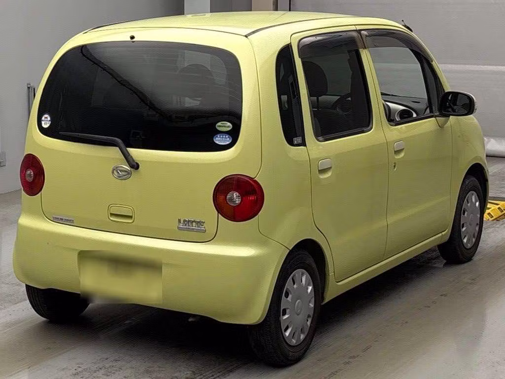 DAIHATSU MOVE LATTE