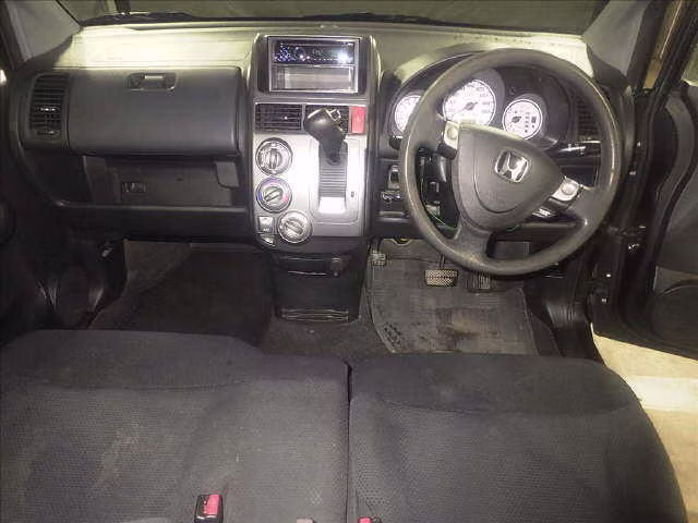 HONDA MOBILIO SPIKE