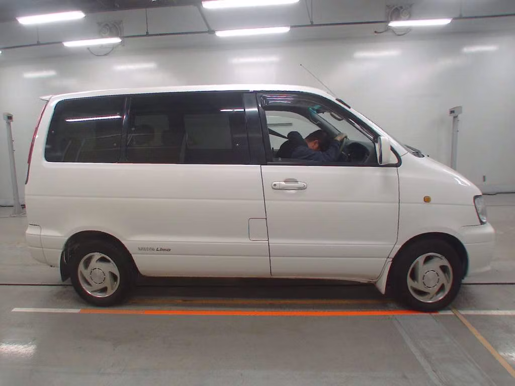 TOYOTA TOWN ACE NOAH