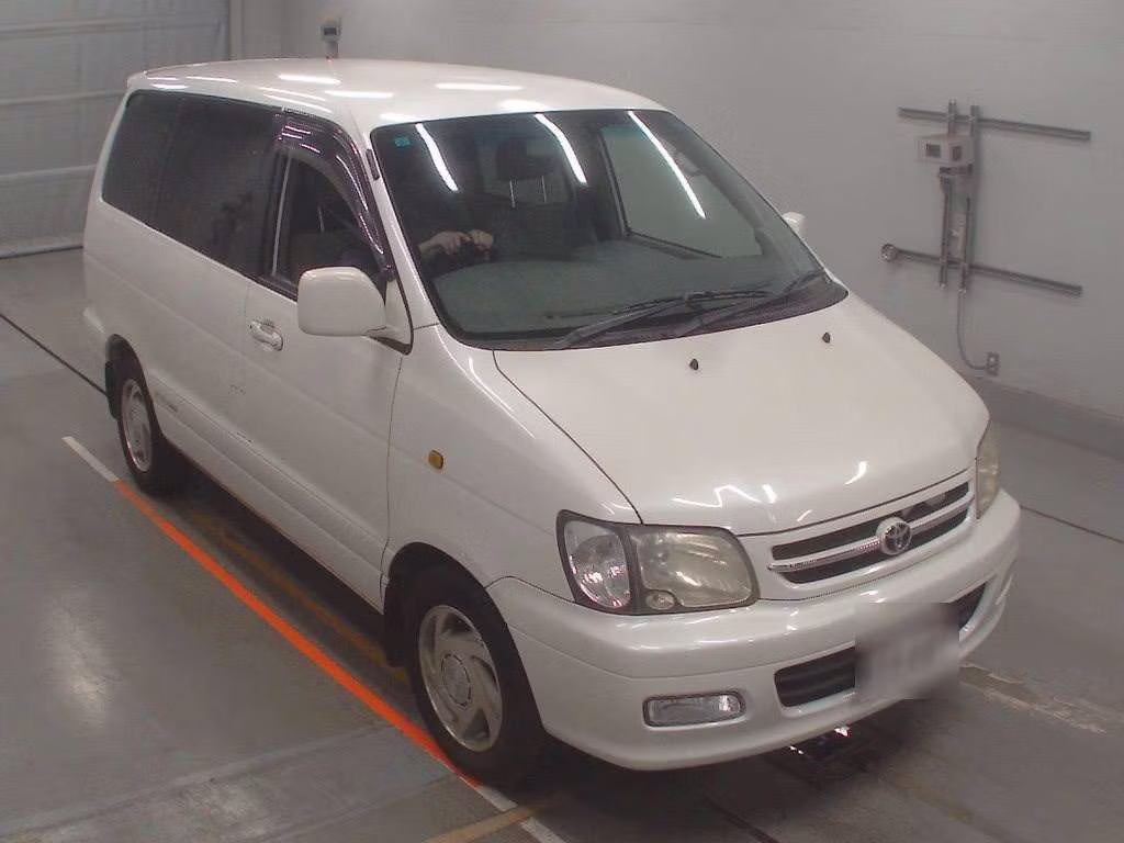 TOYOTA TOWN ACE NOAH
