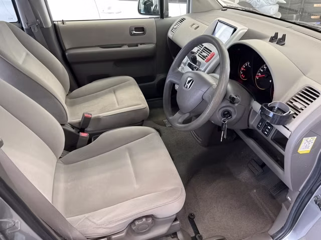 HONDA MOBILIO