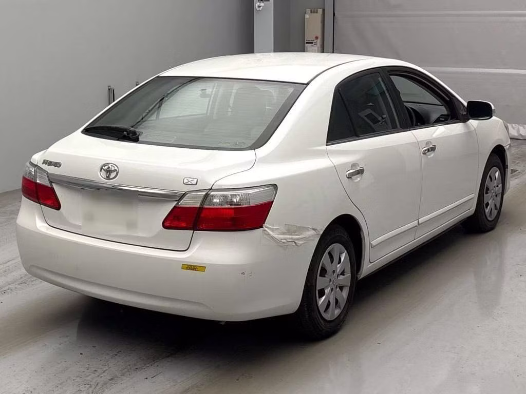 TOYOTA PREMIO