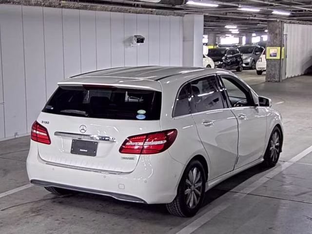 MERCEDES-BENZ B-CLASS