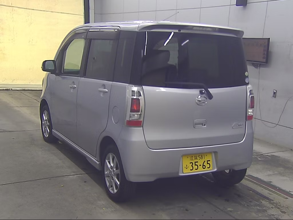 DAIHATSU TANTO EXE