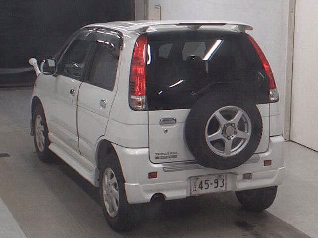 DAIHATSU TERIOS KID
