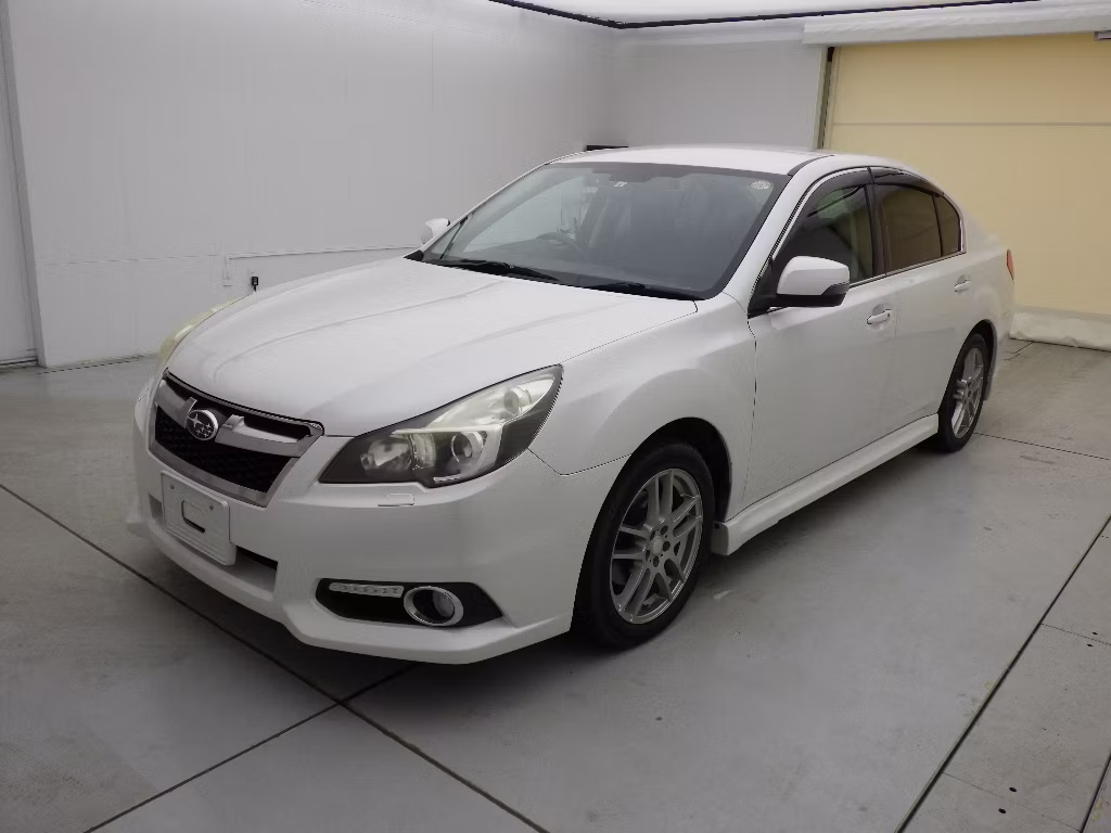 SUBARU LEGACY B4