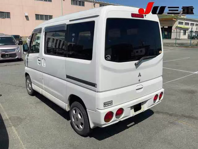 MITSUBISHI TOWN BOX