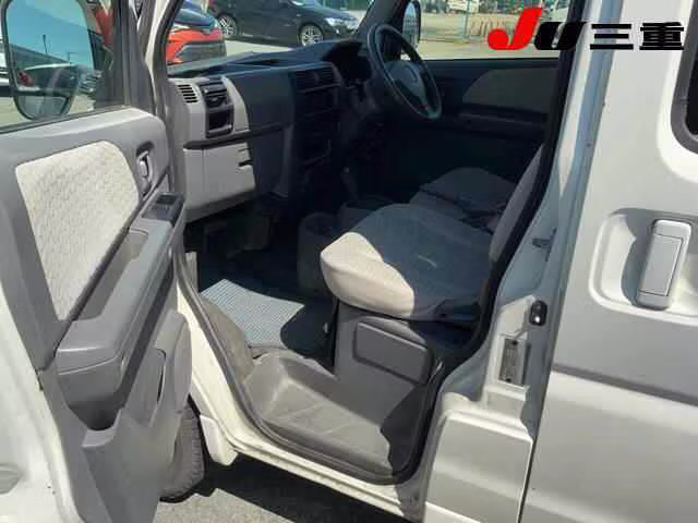 MITSUBISHI TOWN BOX