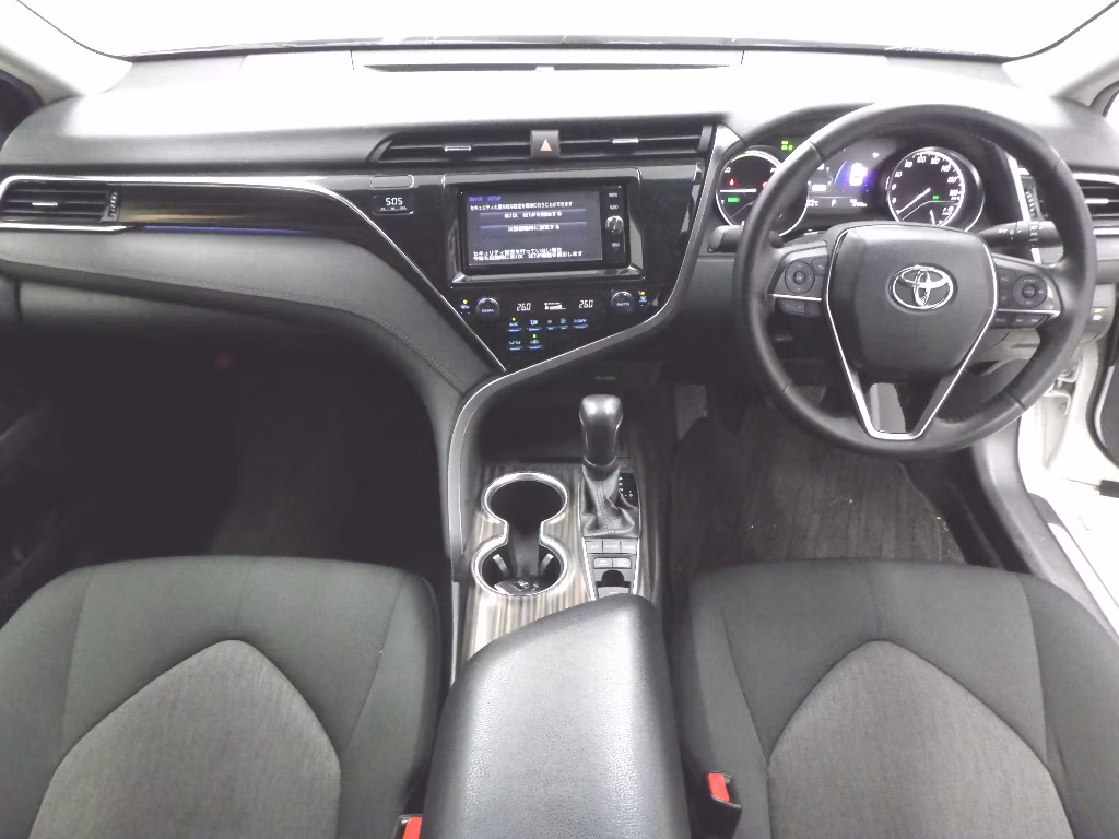 TOYOTA CAMRY