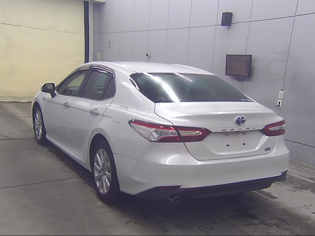 TOYOTA CAMRY