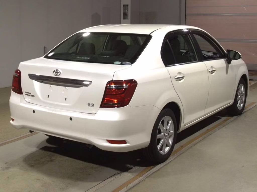 TOYOTA COROLLA AXIO