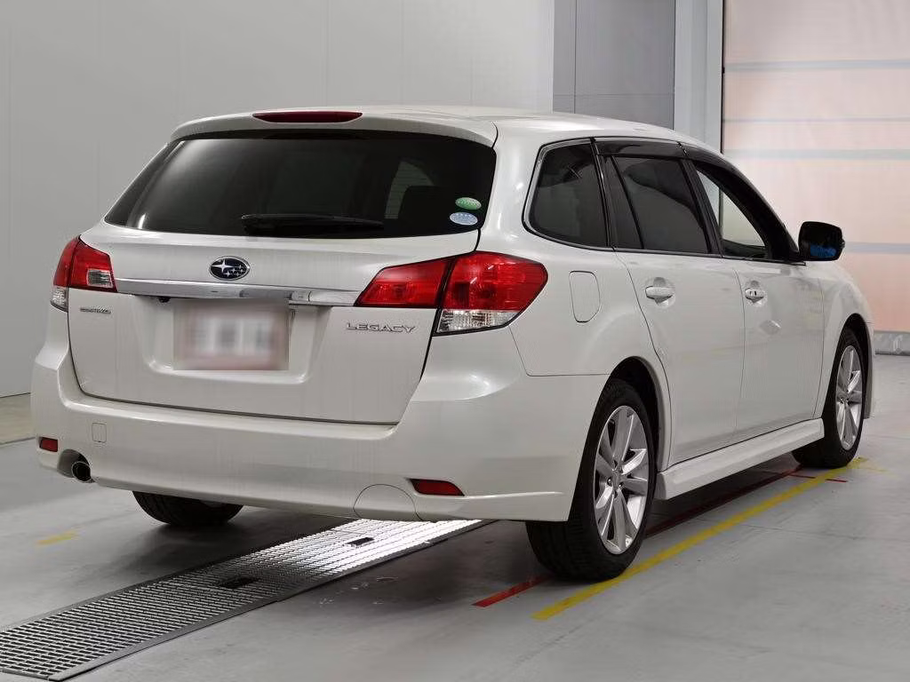 SUBARU LEGACY
