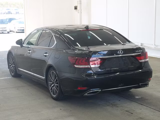 LEXUS LS460