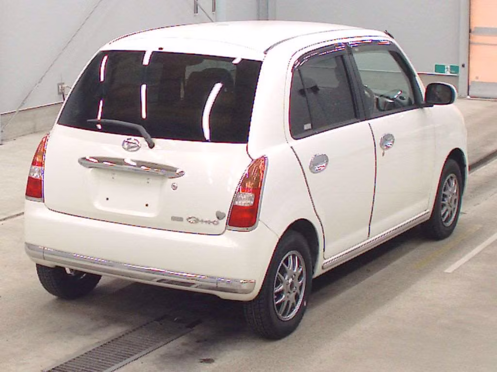 DAIHATSU MIRA GINO
