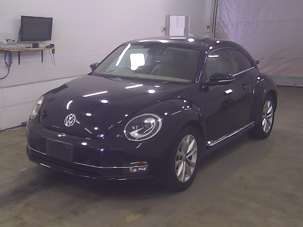 VOLKSWAGEN BEETLE