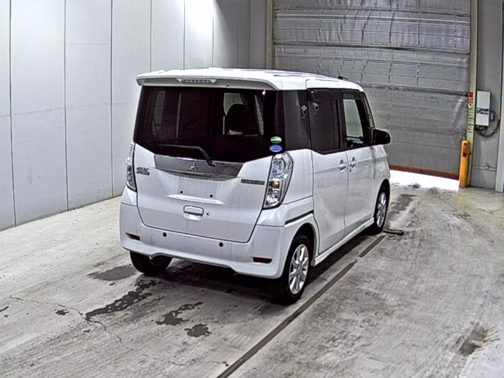 MITSUBISHI EK SPACE