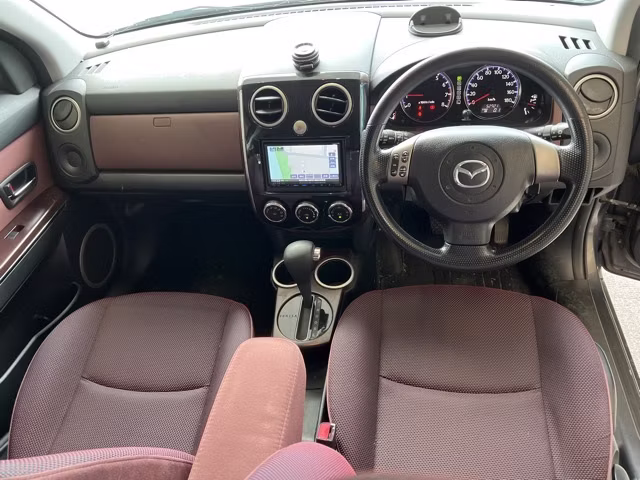 MAZDA VERISA