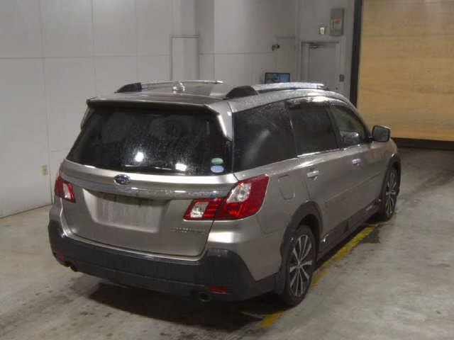 SUBARU EXIGA CROSSOVER 7
