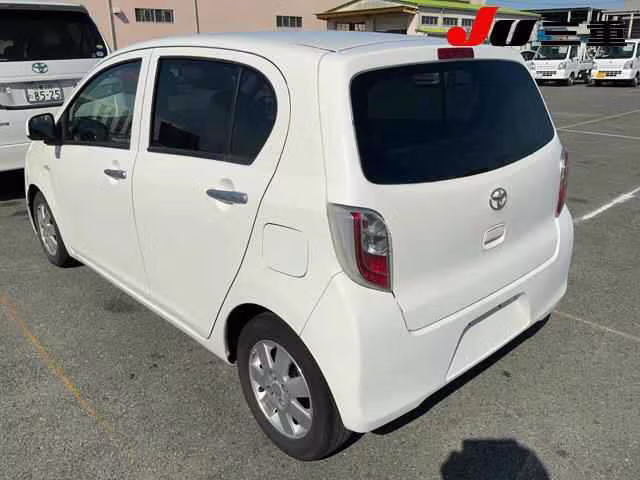 TOYOTA PIXIS EPOCH