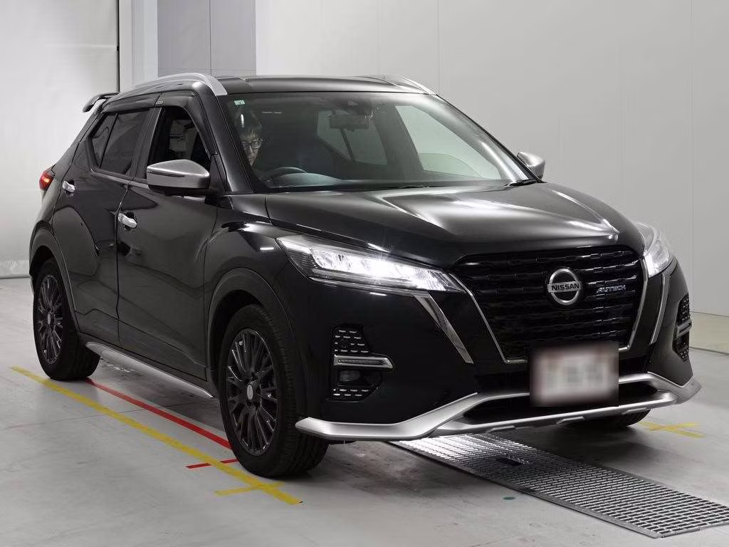 NISSAN KICKS