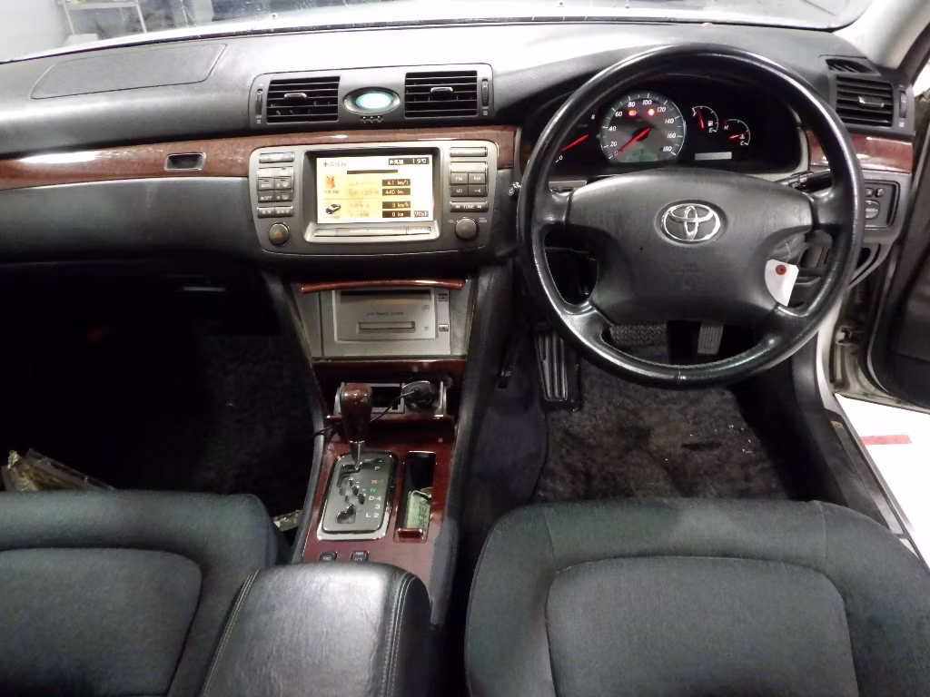 TOYOTA BREVIS