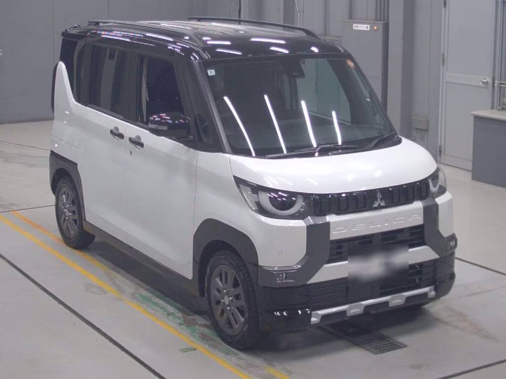 MITSUBISHI DELICA MINI