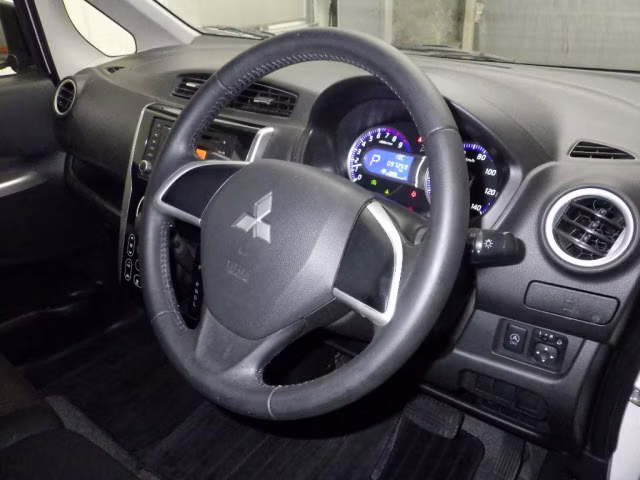 MITSUBISHI EK CUSTOM
