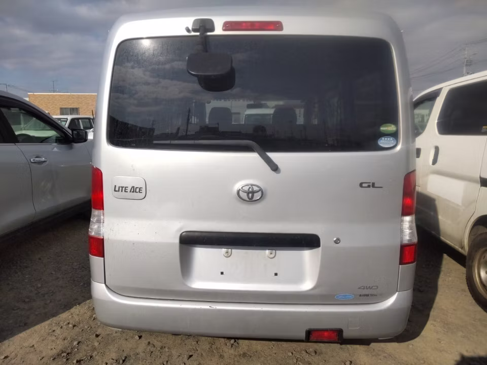 TOYOTA LITE ACE
