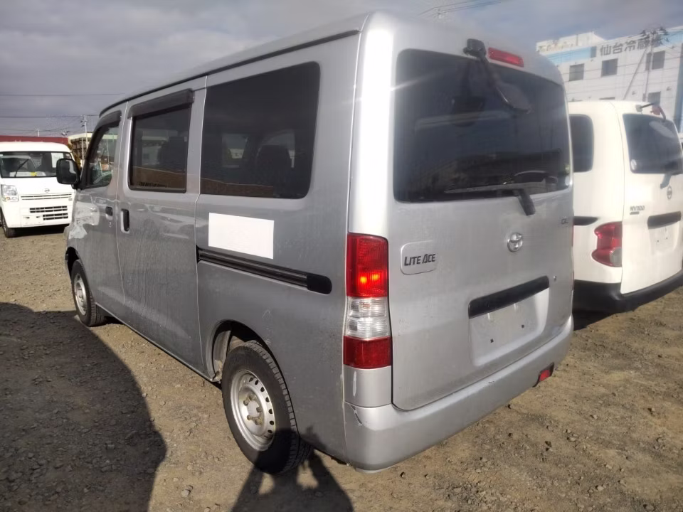 TOYOTA LITE ACE