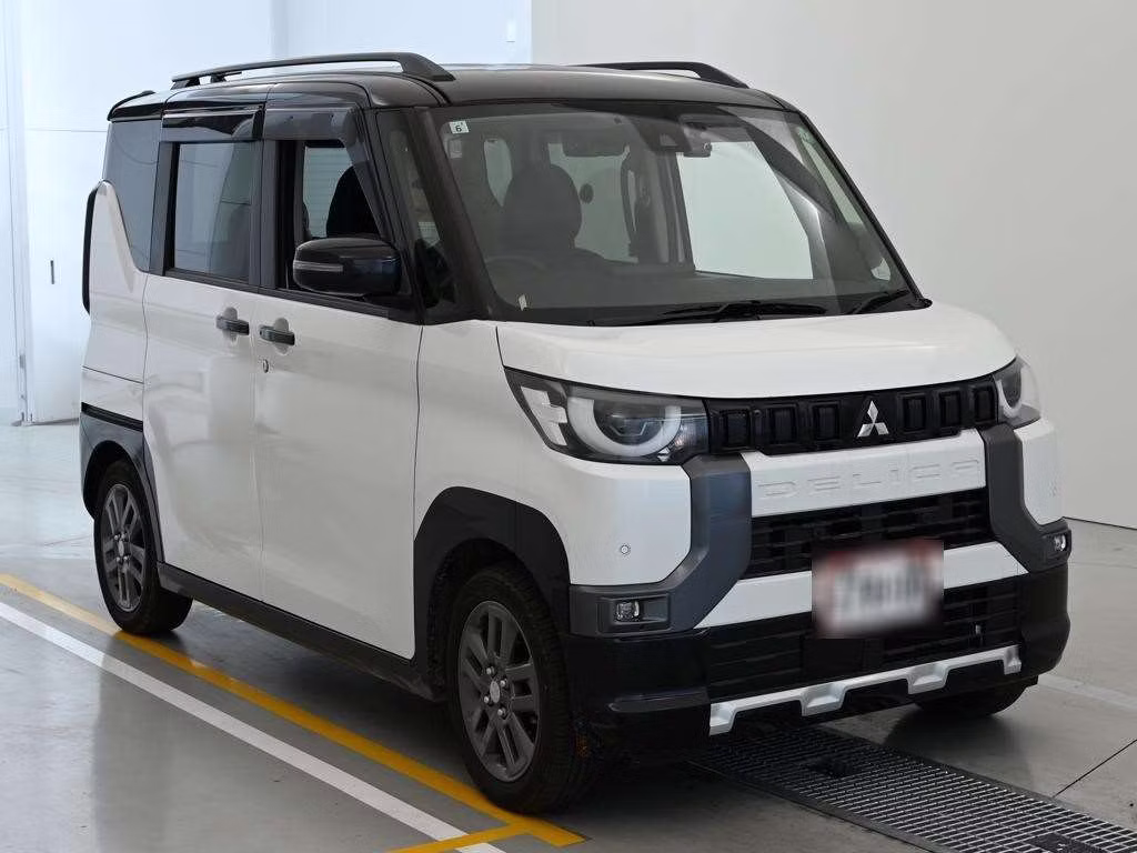 MITSUBISHI DELICA MINI