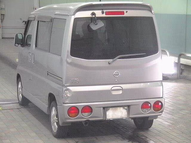 NISSAN CLIPPER