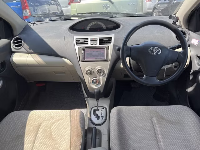 TOYOTA BELTA