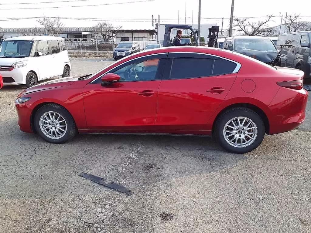 MAZDA MAZDA3