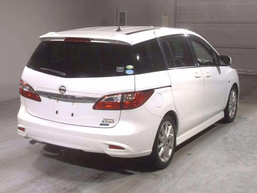 NISSAN LAFESTA