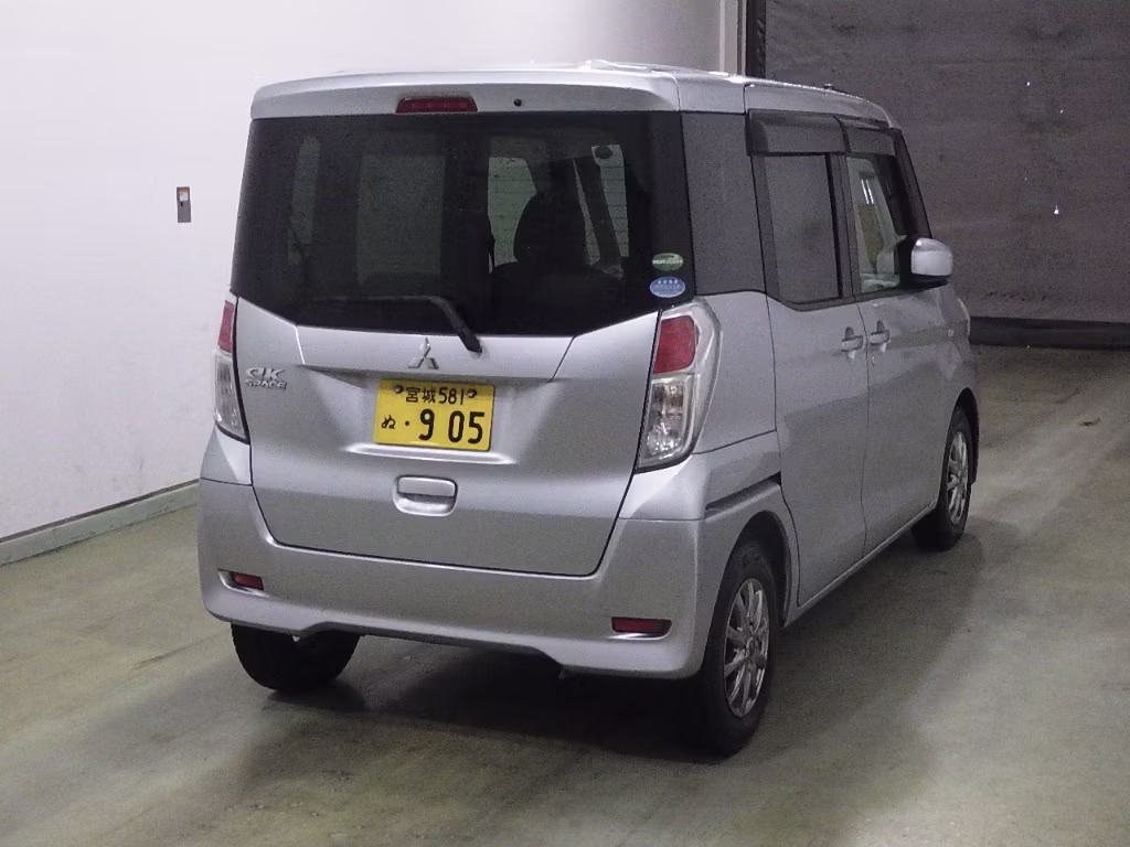 MITSUBISHI EK SPACE