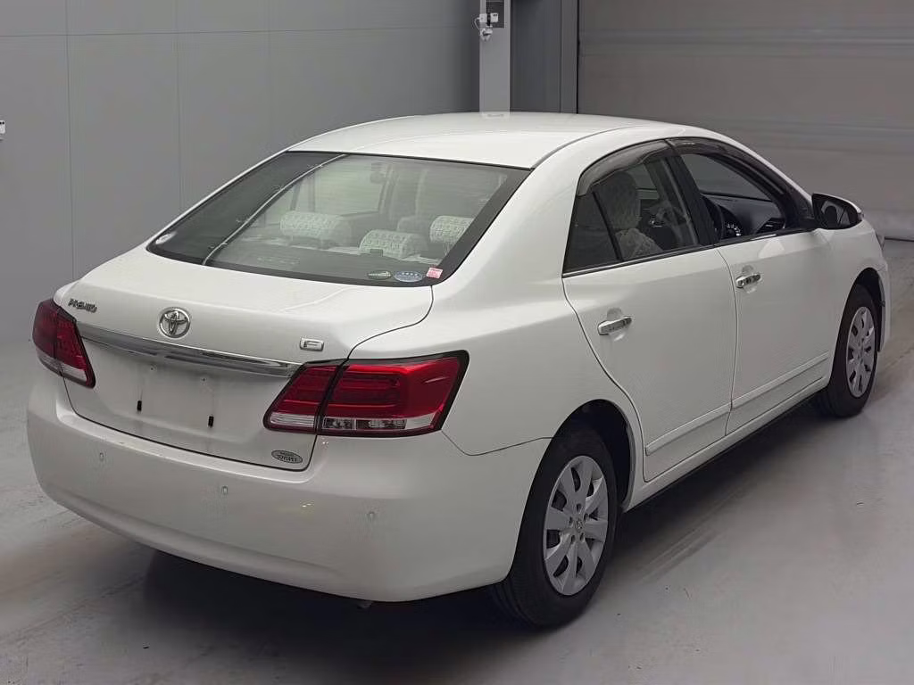 TOYOTA PREMIO