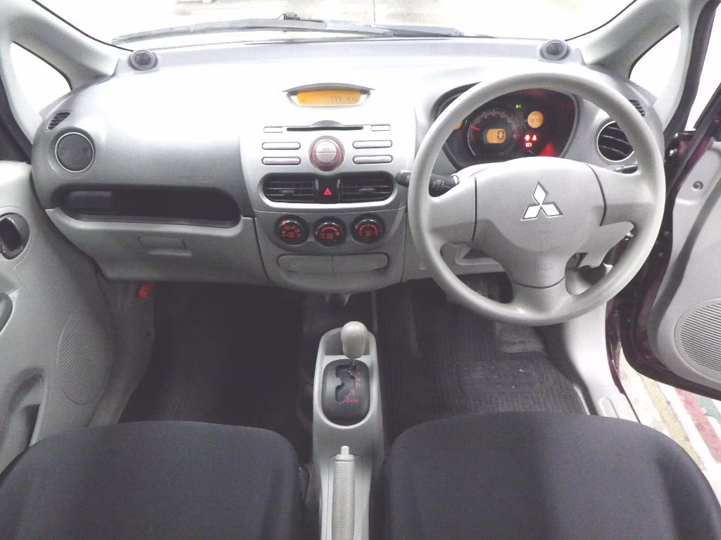 MITSUBISHI I