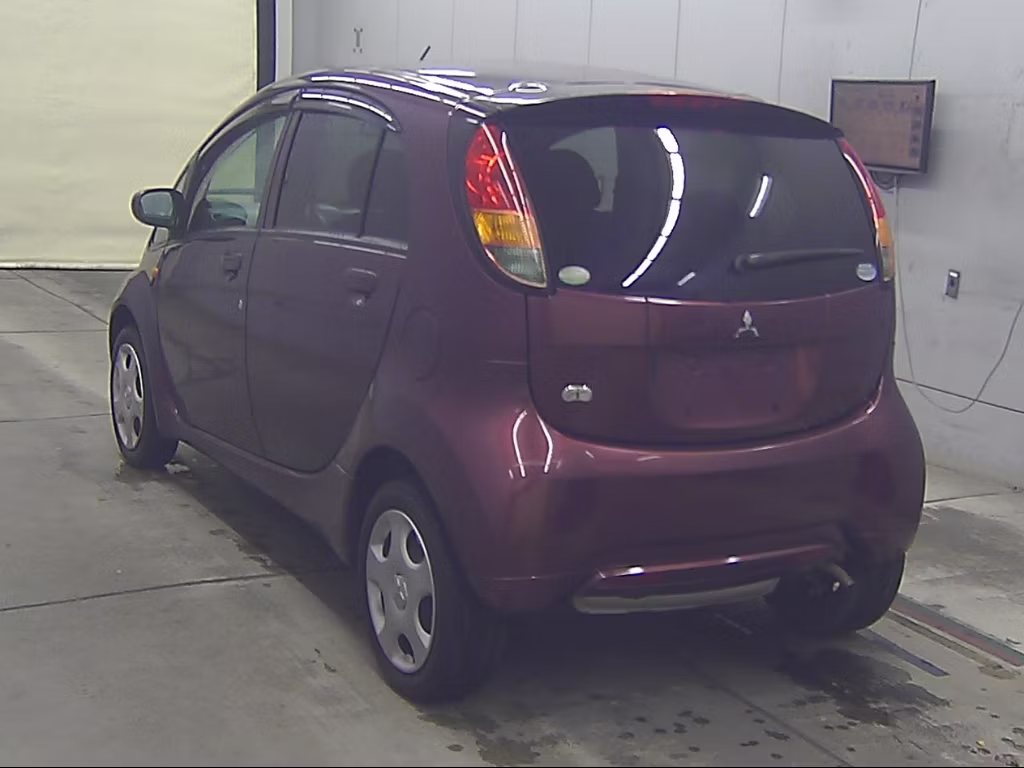 MITSUBISHI I