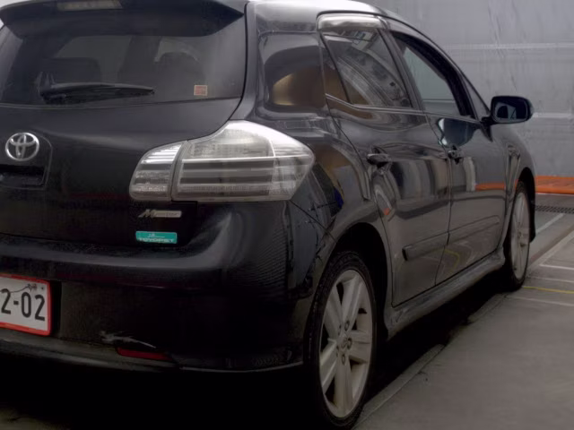 TOYOTA BLADE