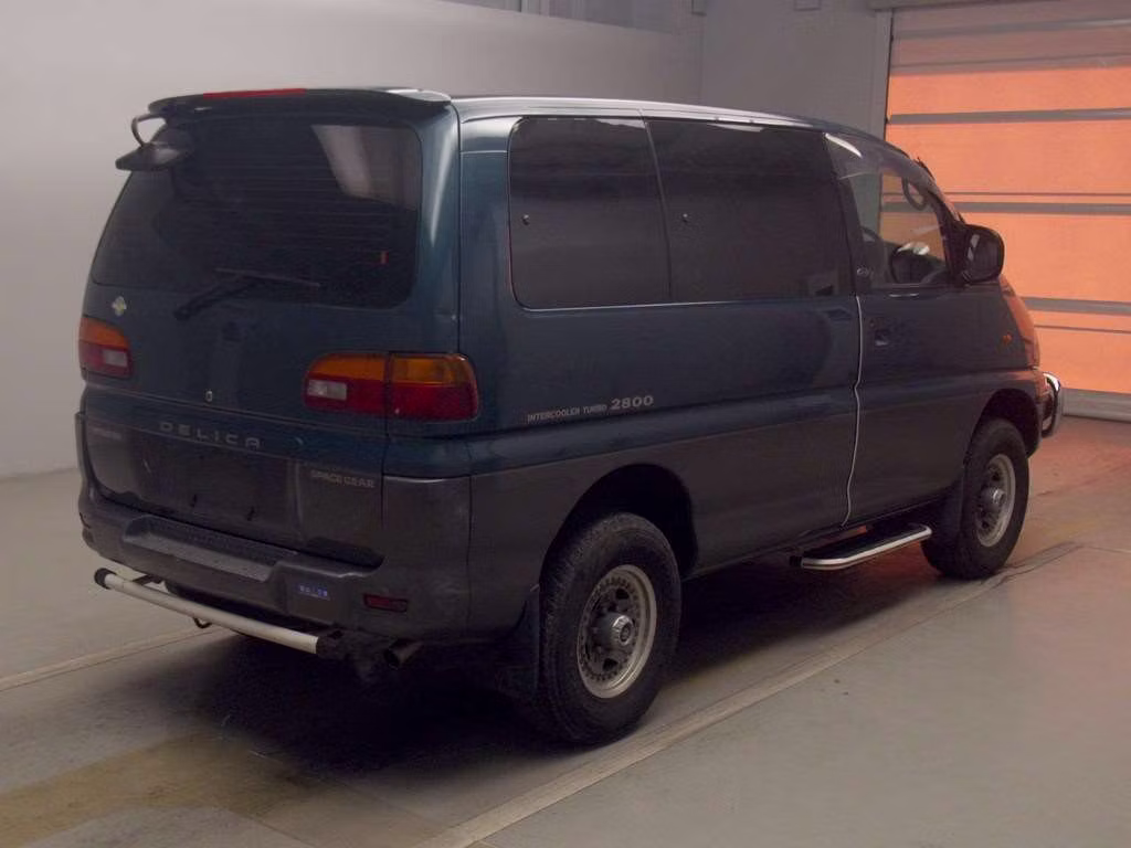 MITSUBISHI DELICA