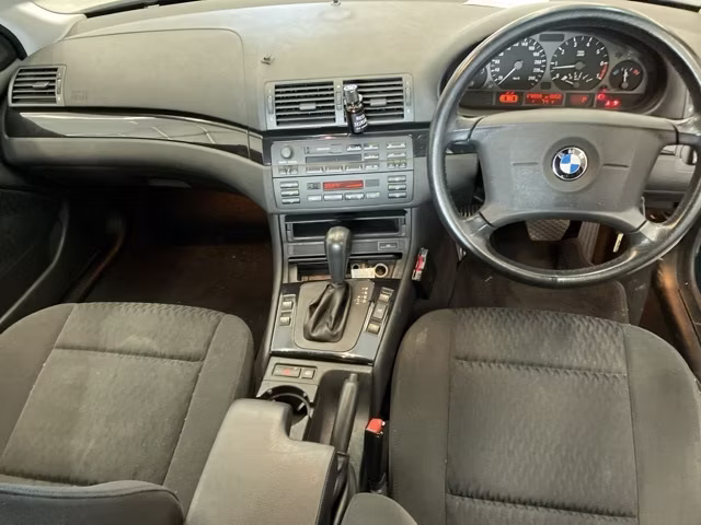 BMW 3-SERIES