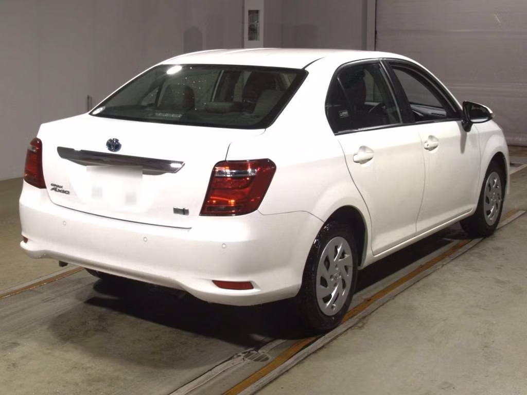 TOYOTA COROLLA AXIO