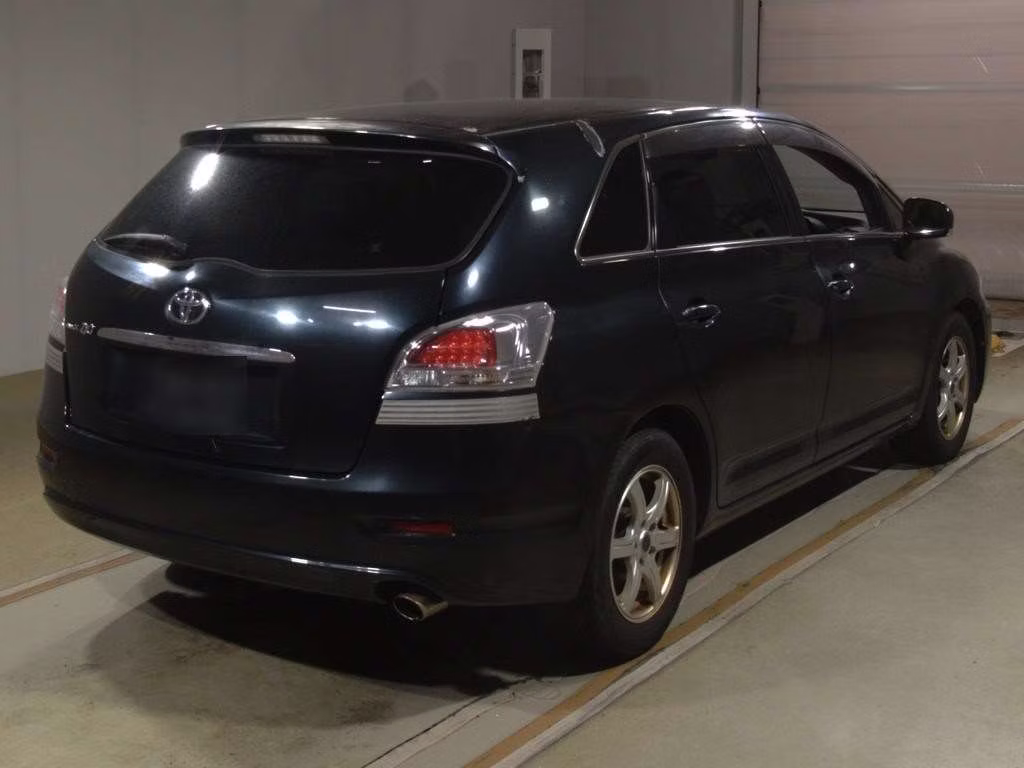 TOYOTA MARK X ZIO