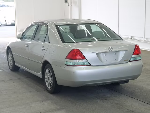 TOYOTA MARK II