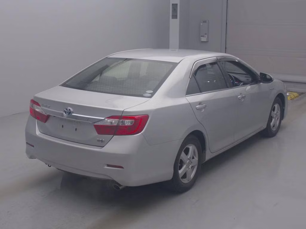 TOYOTA CAMRY