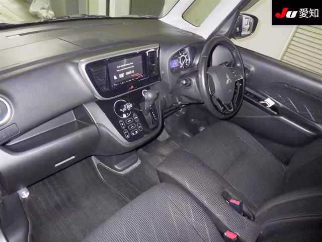 MITSUBISHI EK SPACE