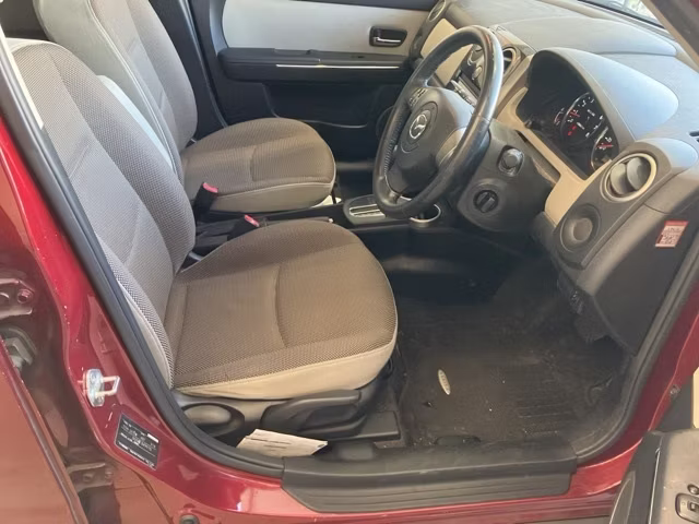 MAZDA VERISA