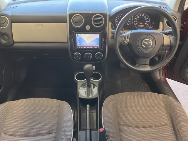 MAZDA VERISA